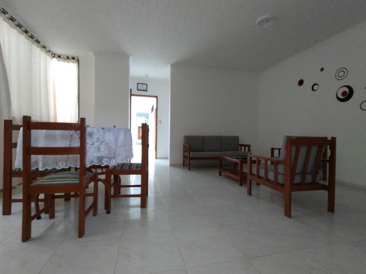 Edificio Sandra Santa Marta  Exterior photo