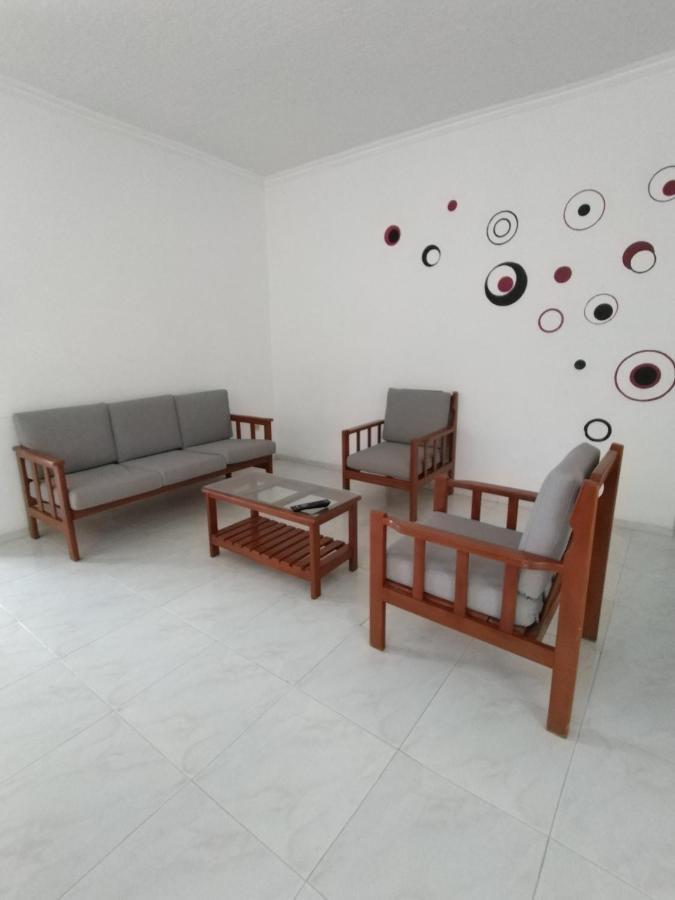 Edificio Sandra Santa Marta  Exterior photo
